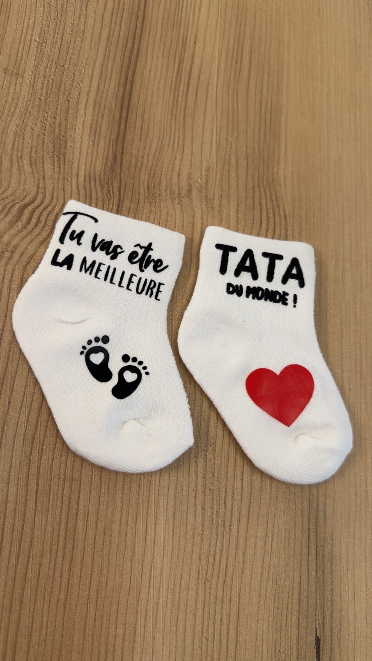 Chaussettes bébé “Tu vas être la meilleure tata du monde !” – Annonce tata originale – Cadeau surprise grossesse ou baptême