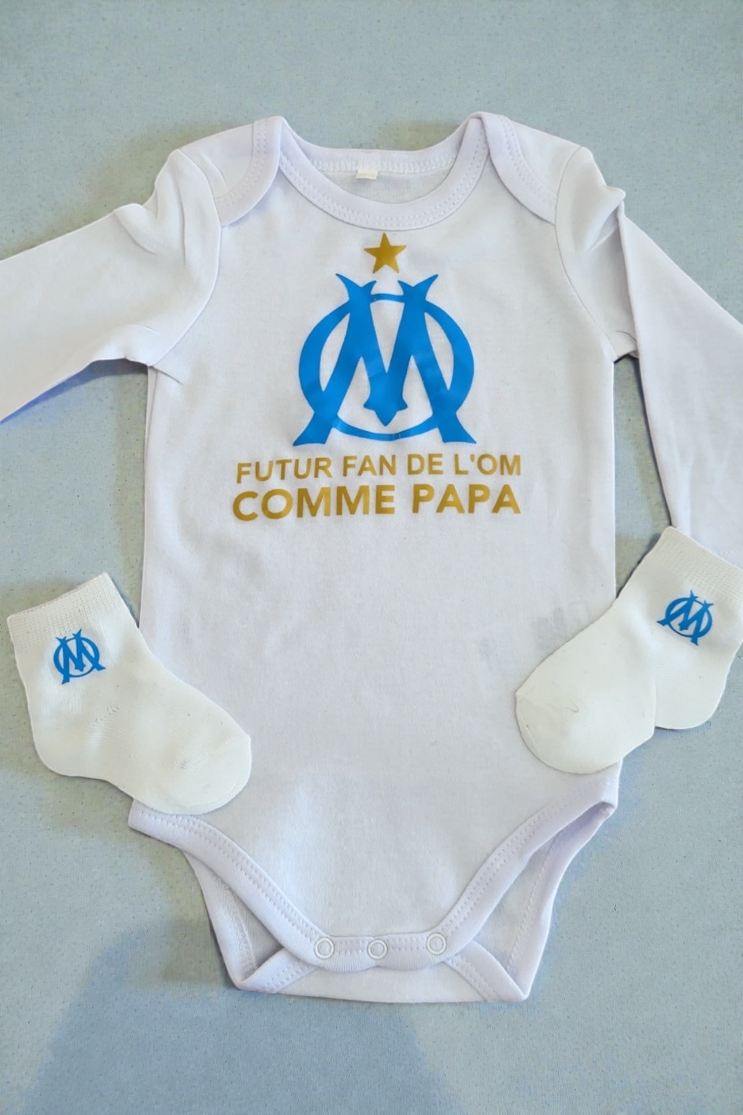 Ensemble bébé football futur fan comme de l’OM comme papa Body manches longues chaussettes Cadeau  papa supporter
