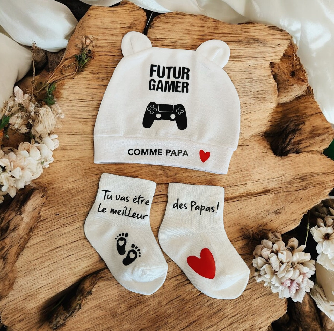 Ensemble Bébé “Futur Gamer comme Papa” 👶🎮 – Bonnet + Chaussettes Annonce de Grossesse Originales