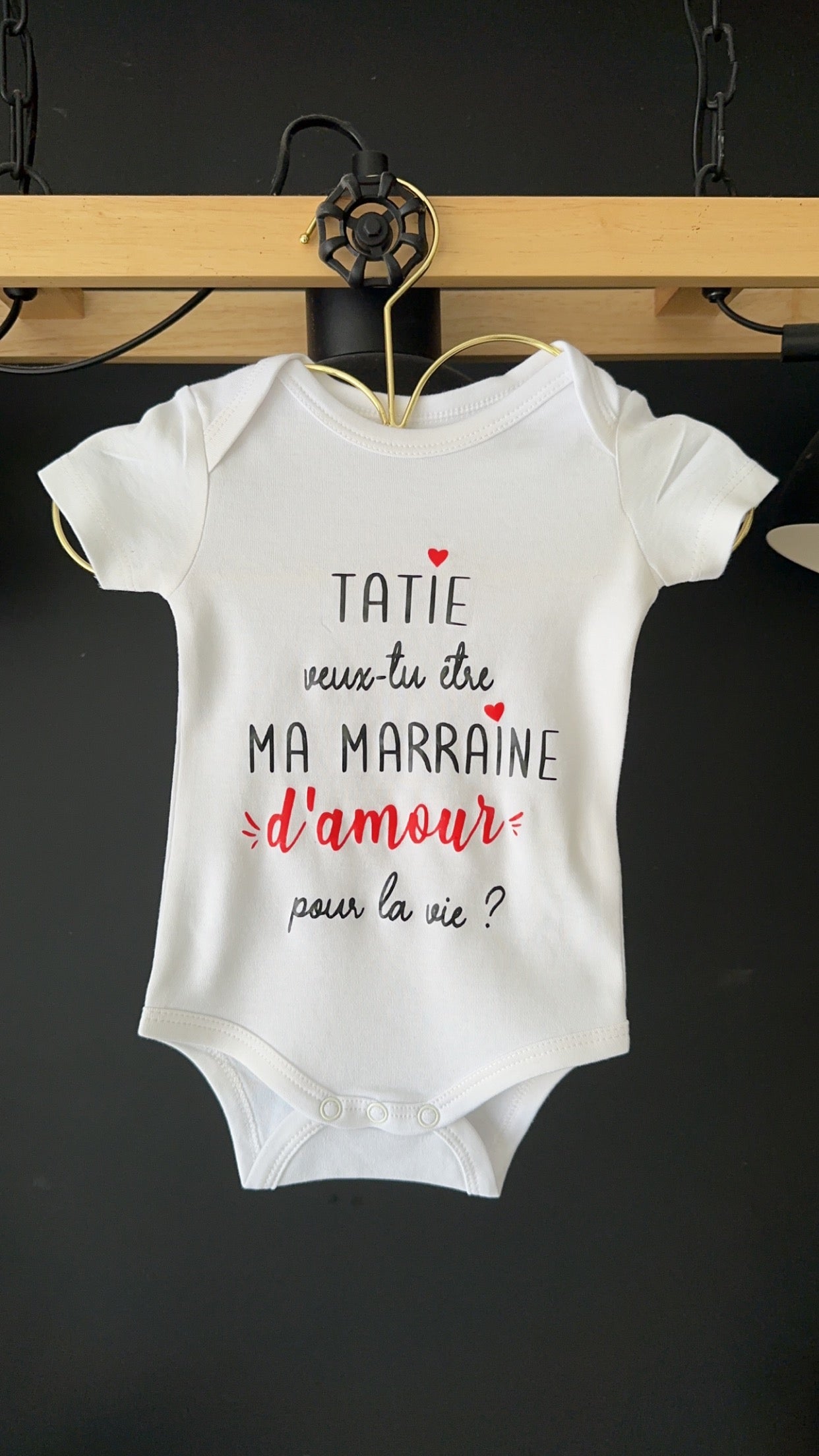 Body bébé “tatie veux tu être ma Marraine d’amour pour la vie ?” – Annonce marraine originale – Cadeau surprise bébé grossesse