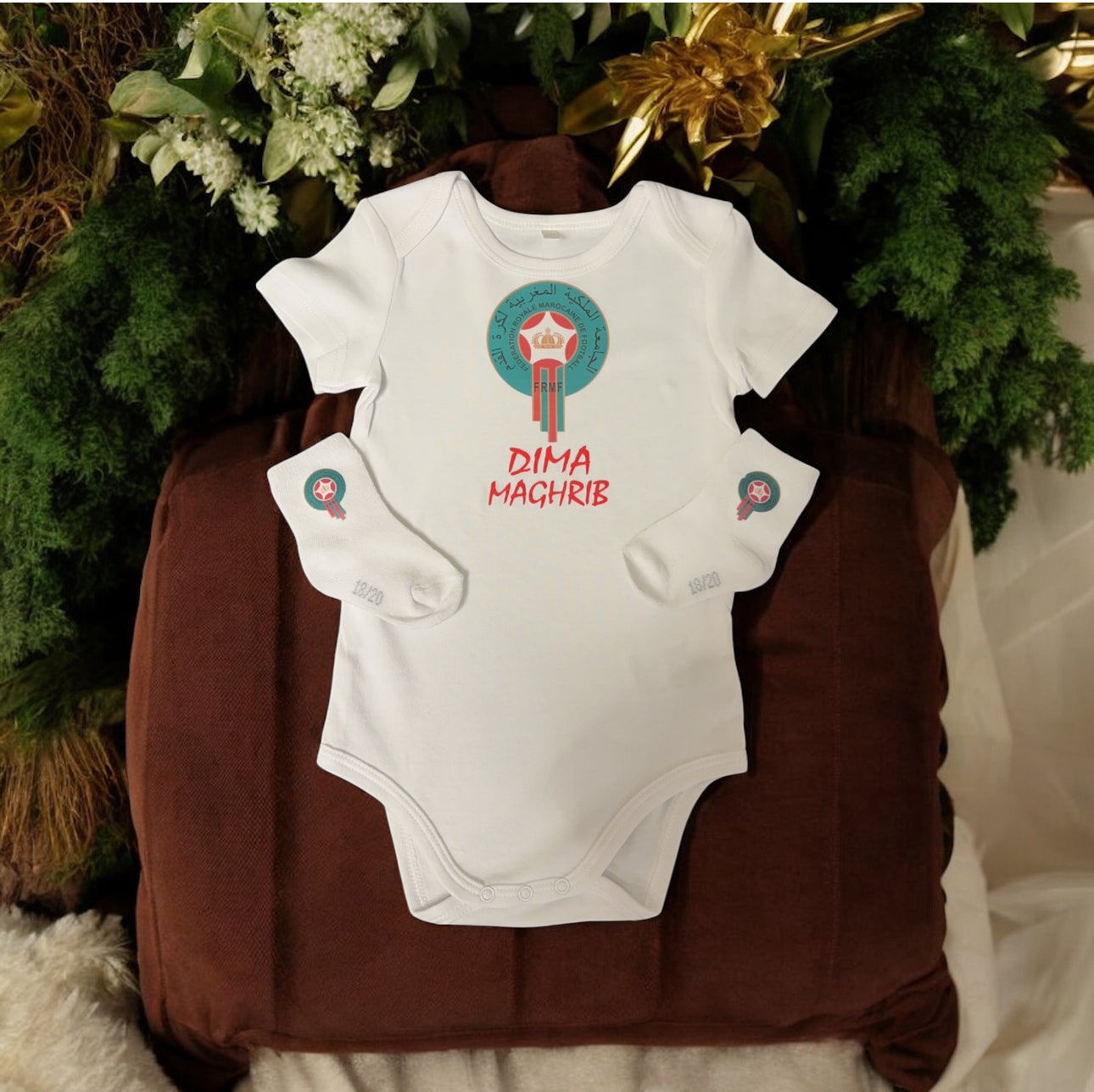 Morocco Baby Outfit 🇲🇦 – Dima Maghrib Baby Bodysuit & Socks – Moroccan Baby Gift – Football Fan Baby Clothes