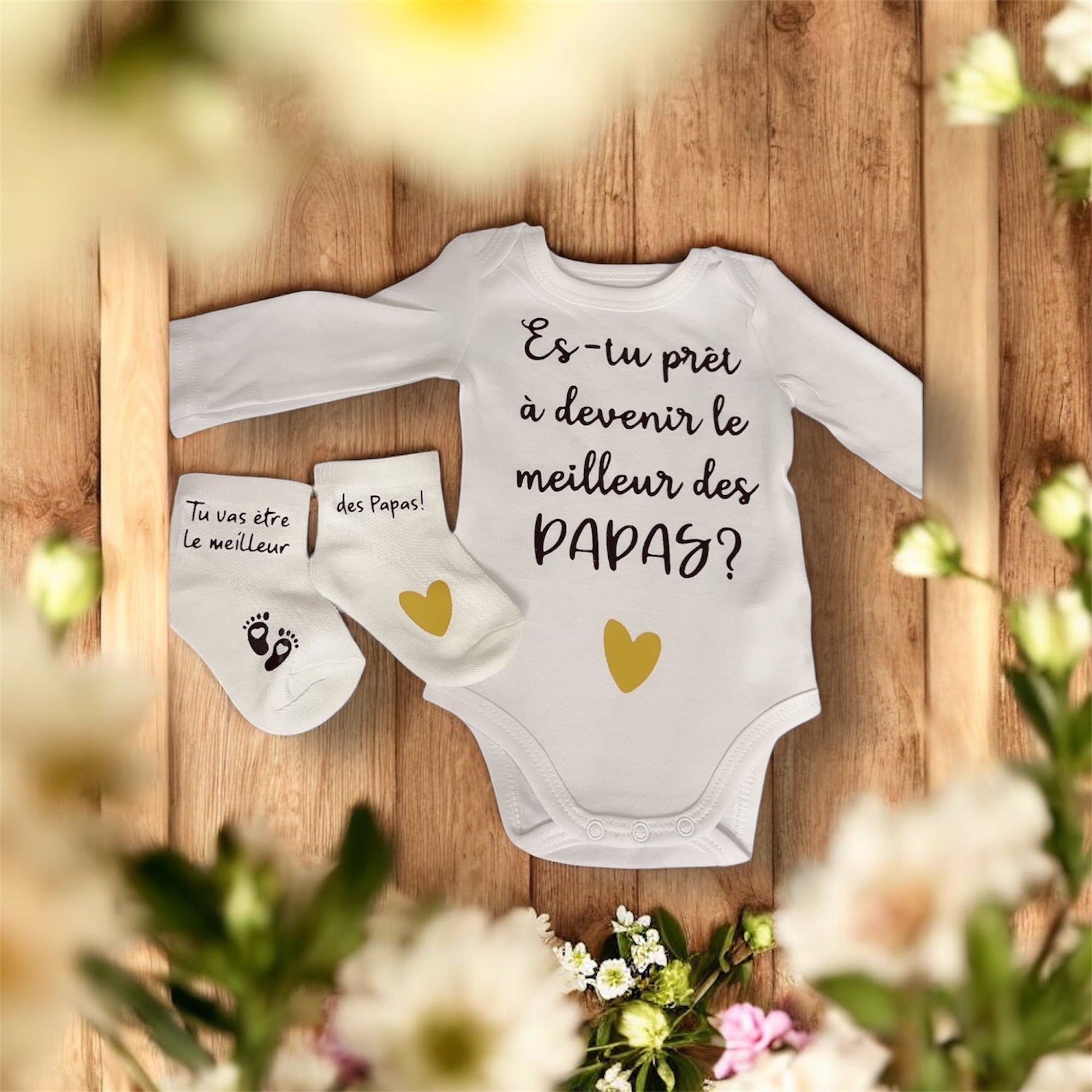 Ensemble bébé annonce grossesse – Body + Chaussettes personnalisées “Meilleur des Papas” – Idée cadeau future maman / surprise papa