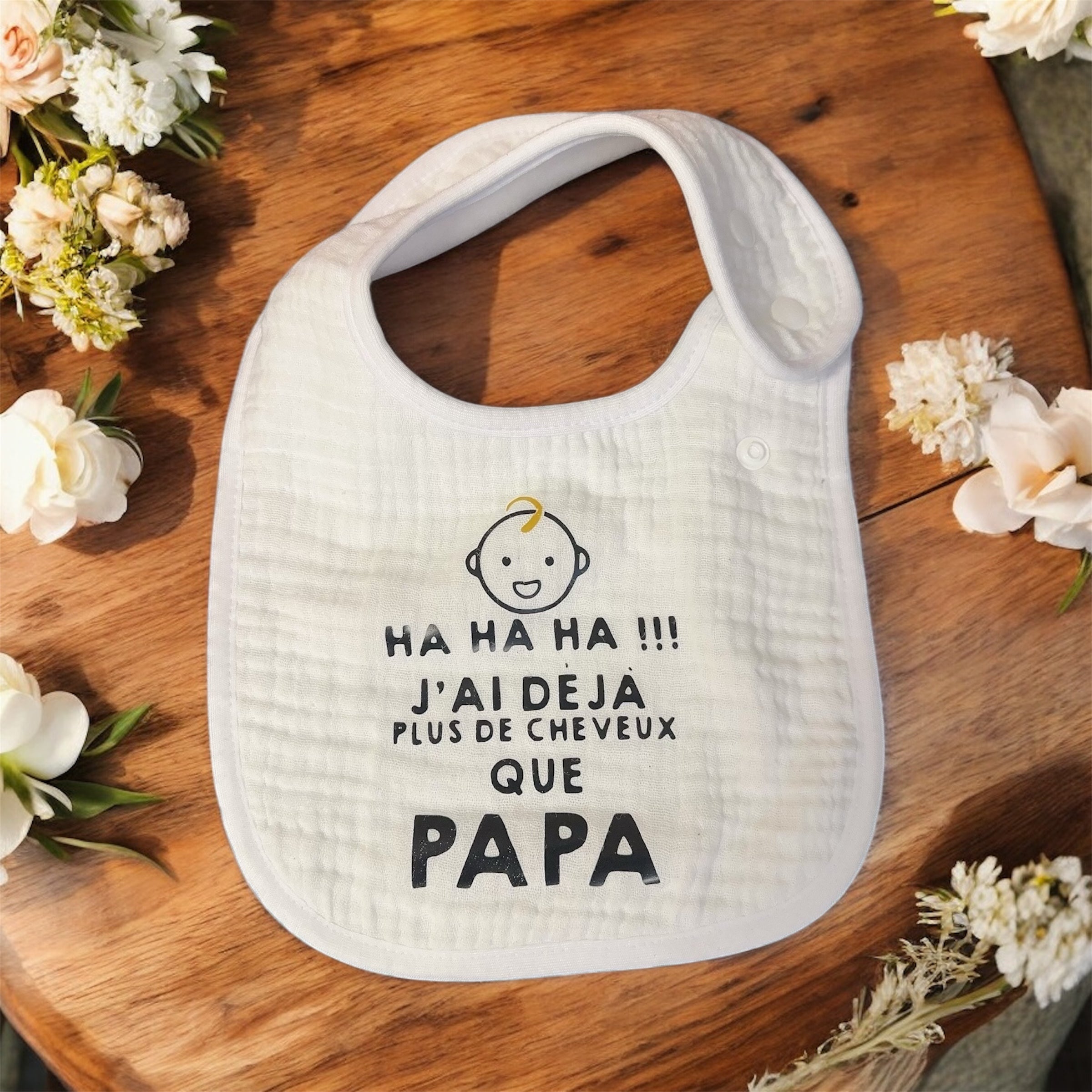 🍼 Bavoir humoristique bébé – “Ha ha ha !!! J’ai déjà plus de cheveux que Papa” 😂 | Cadeau naissance original