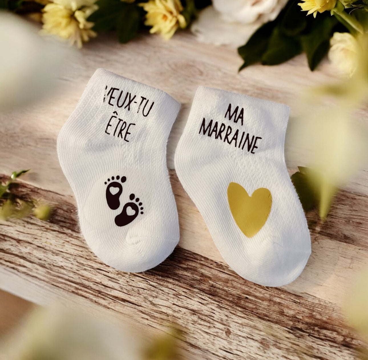 Chaussettes bébé personnalisées “Veux-tu être ma marraine ?” – Cadeau annonce marraine original