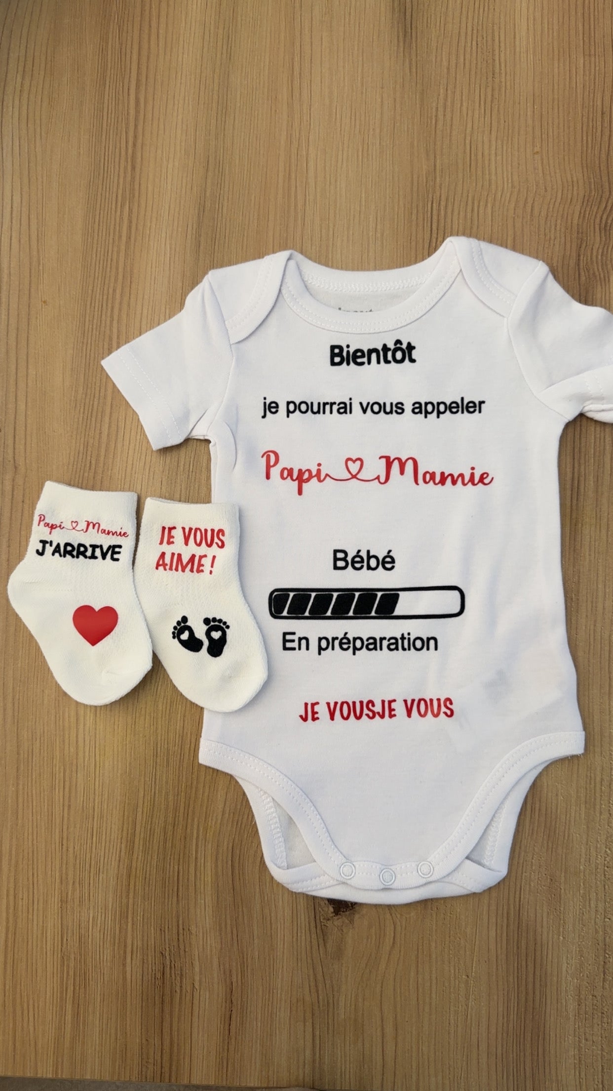 🍼✨ Body annonce grossesse “Papi & Mamie” + chaussettes assorties 👣 | Cadeau futur grands-parents 🎁