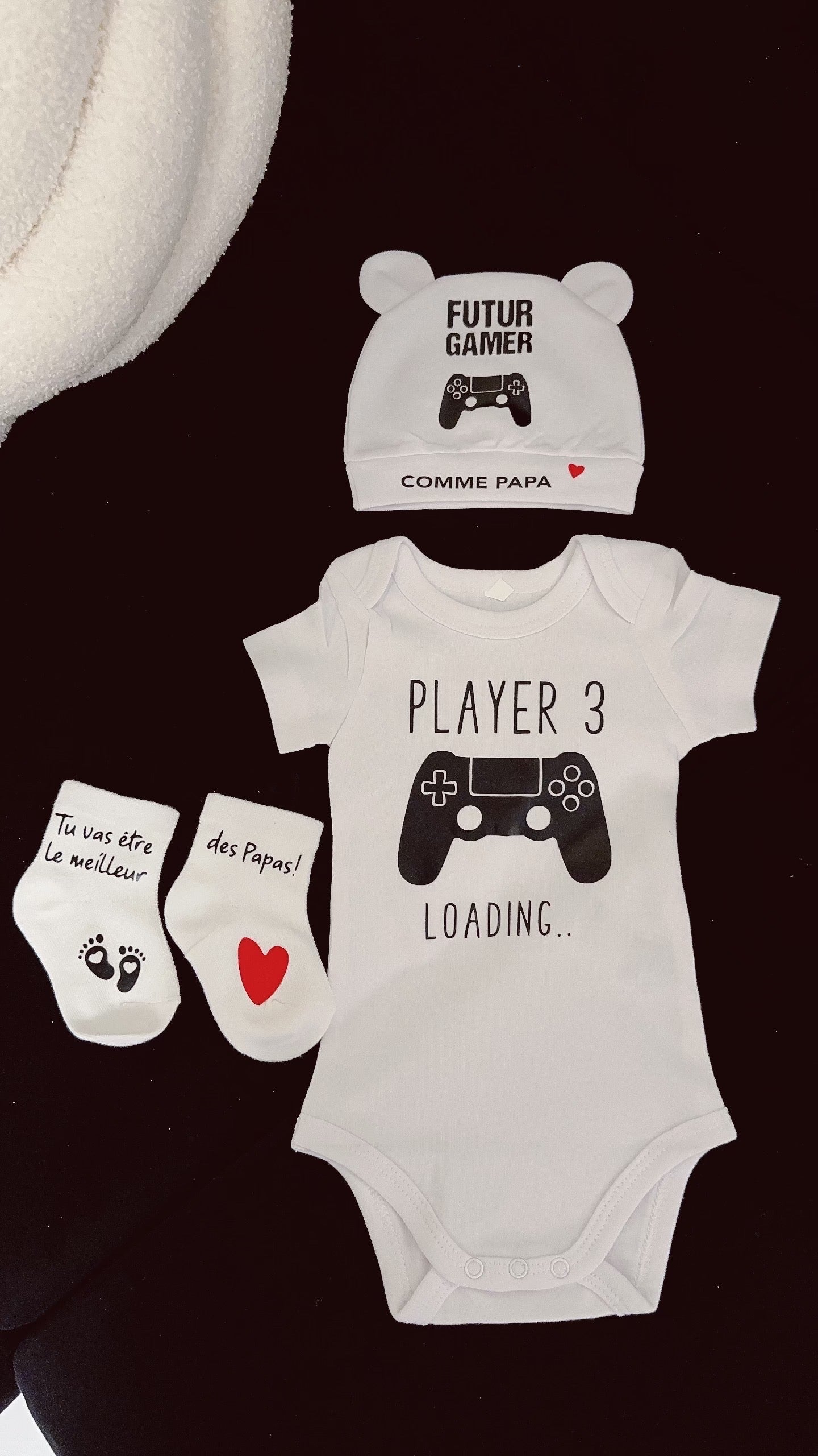 Ensemble naissance “Futur Gamer comme Papa” – Body, bonnet et chaussons bébé | Cadeau original annonce grossesse papa geek
