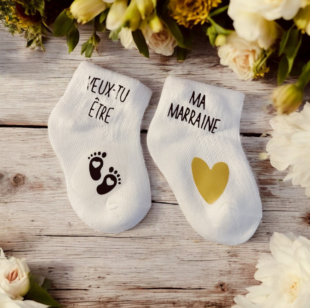 Chaussettes bébé personnalisées “Veux-tu être ma marraine ?” – Cadeau annonce marraine original