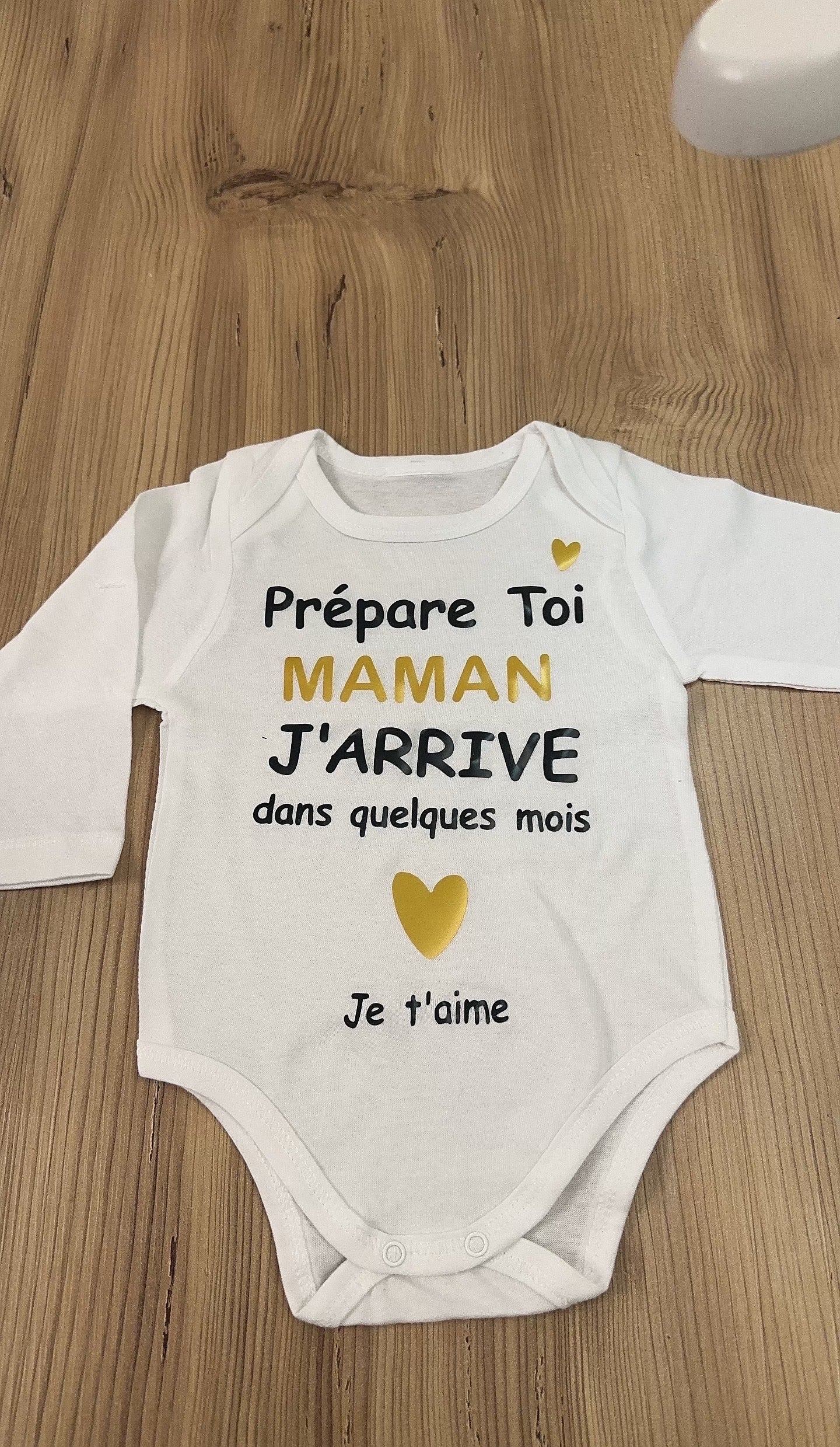 💖 Body annonce grossesse « Prépare-toi Maman » – Annonce future maman originale – Cadeau révélation grossesse plein d’émotion