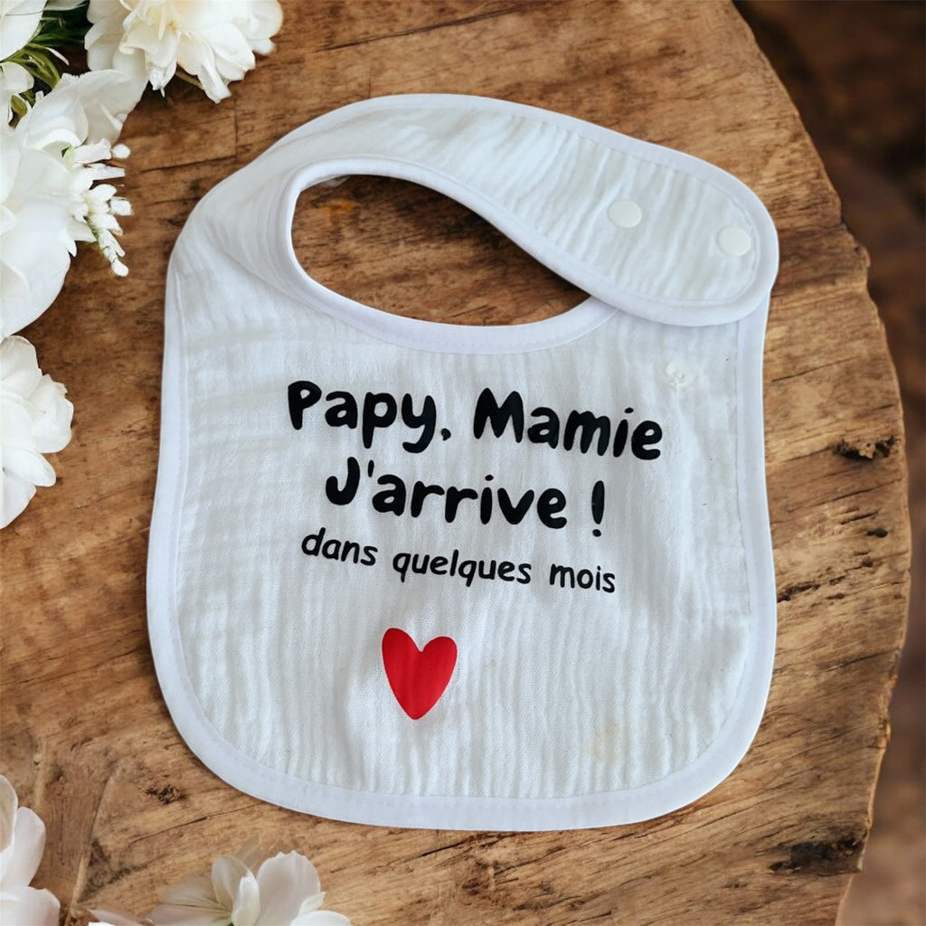 🍼 Bavoir annonce grossesse “Papy, Mamie j’arrive dans quelques mois” ❤️ – Cadeau futur grands-parents original