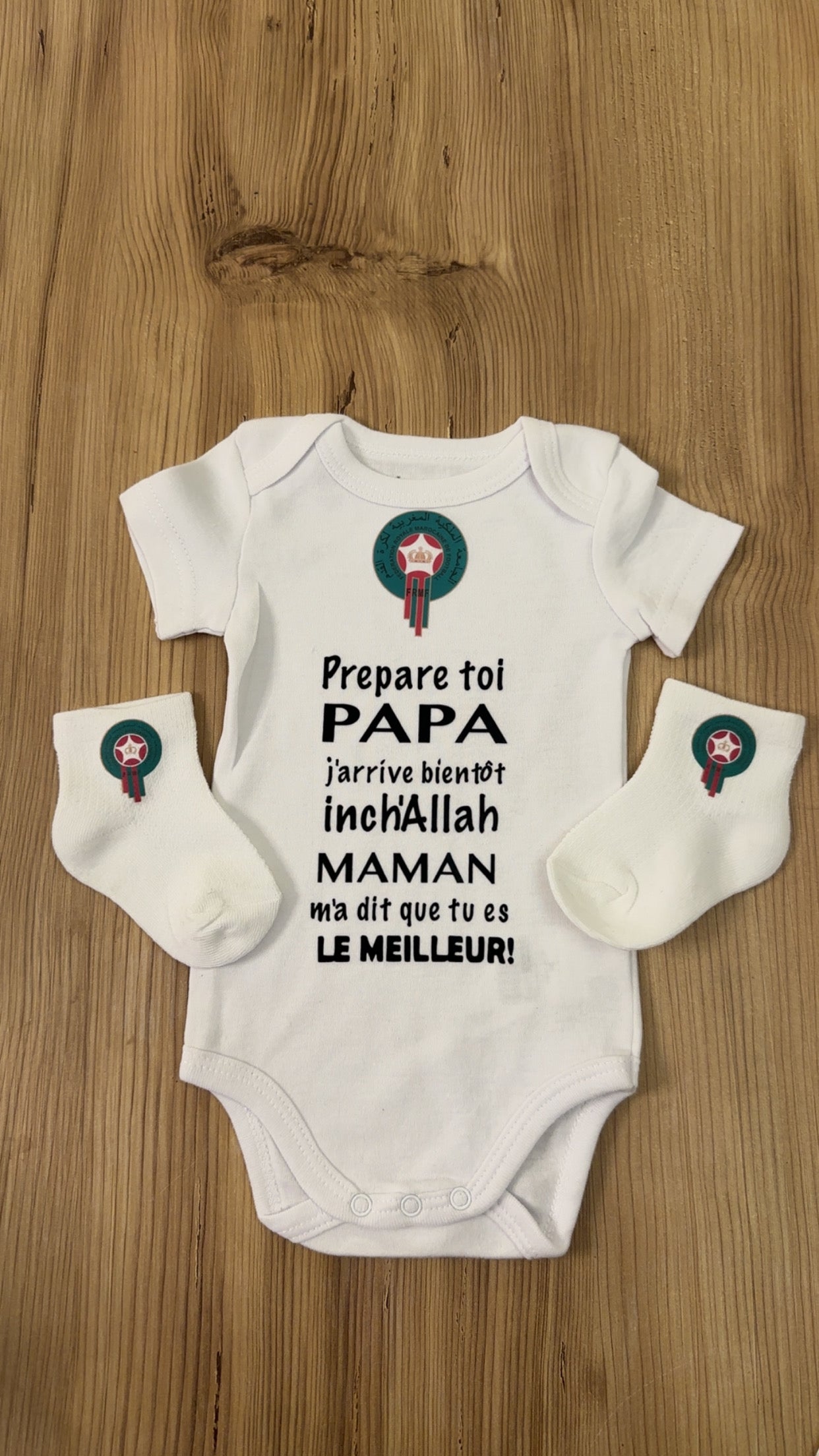 👶 ensemble Body + Chaussettes “Prépare-toi Papa, j’arrive bientôt inch’Allah”  Maroc 🇲🇦 | Cadeau annonce grossesse | Idée cadeau future maman/ papa